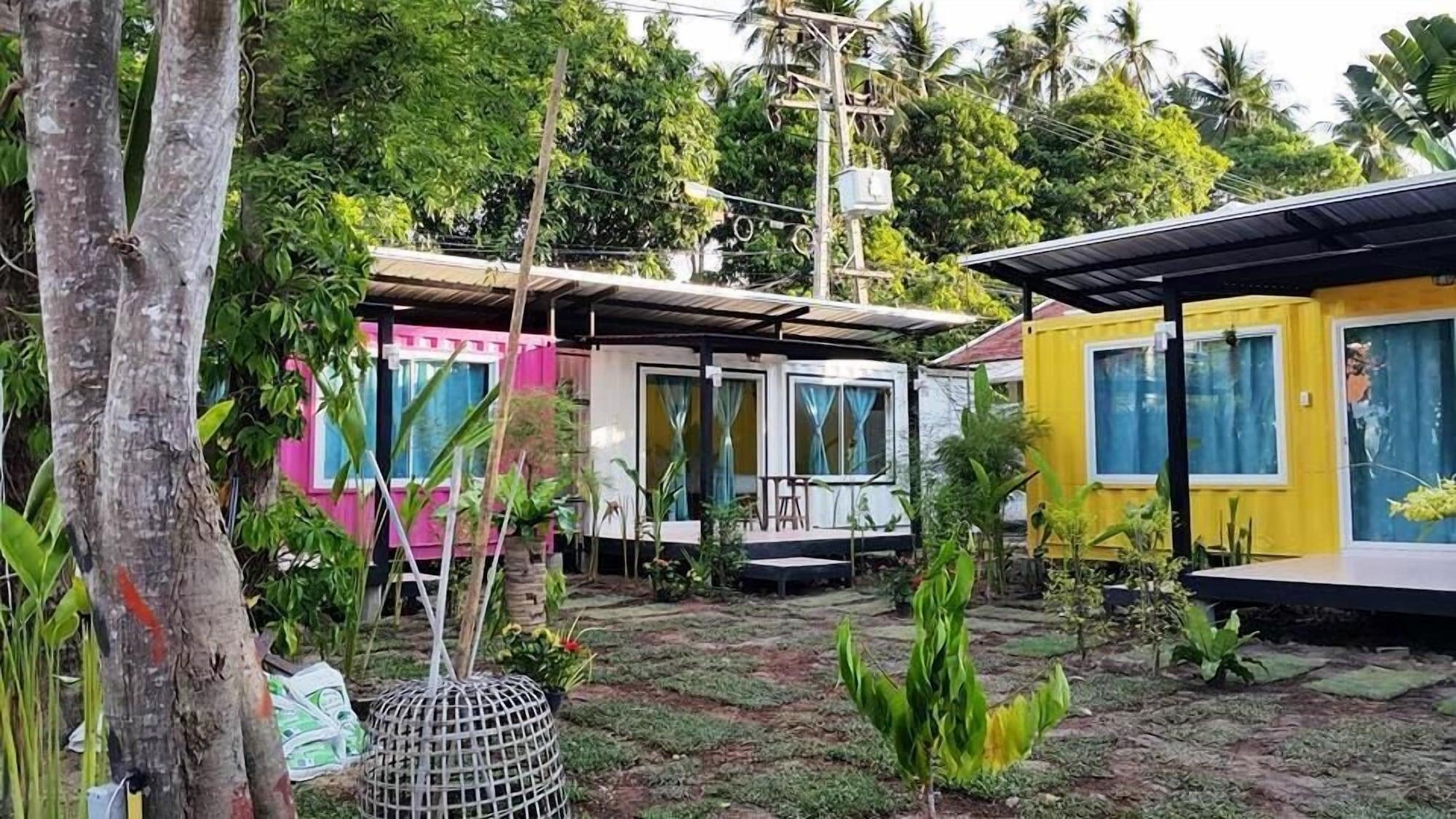 بيت شباب Think & Retro Cafe Lipa Noi Samui المظهر الخارجي الصورة
